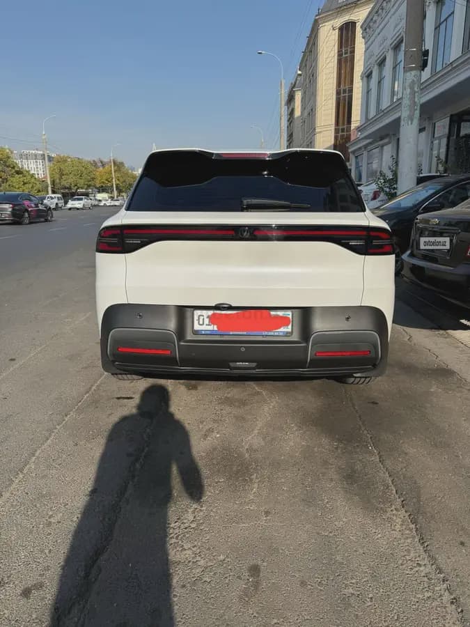 Changan UNI-E 2026 — 3