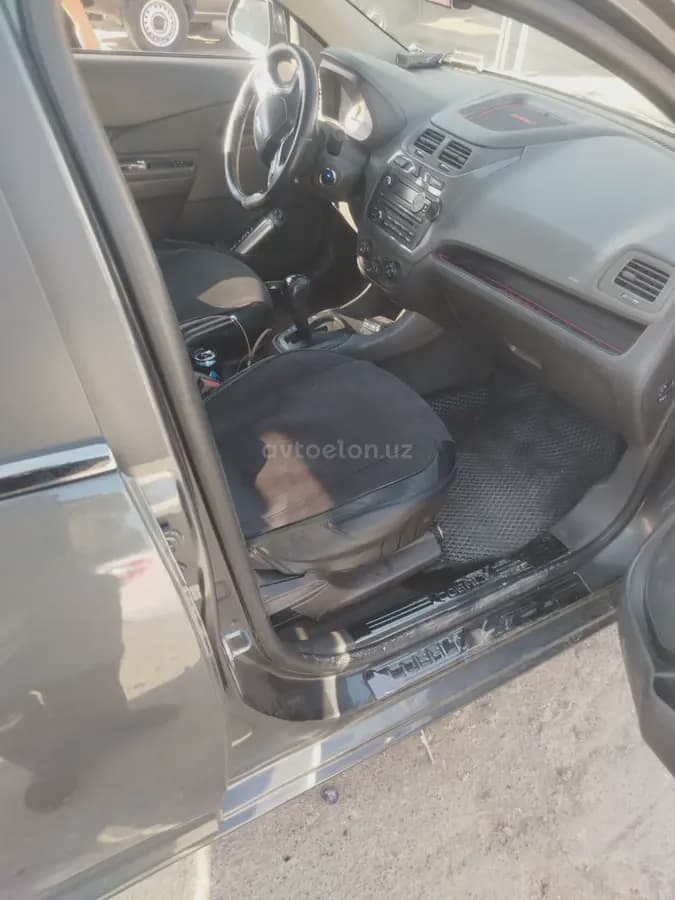 Chevrolet Cobalt, 4 позиция 2018 — 1
