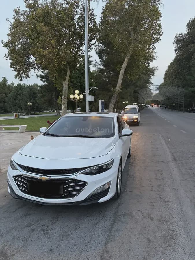 Chevrolet Malibu 2 2020 — 2