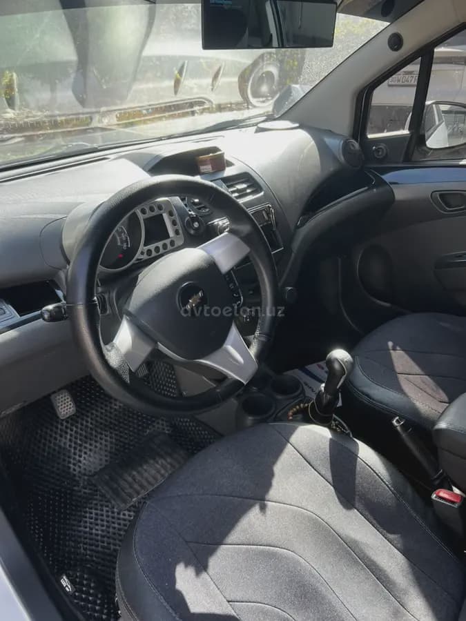 Chevrolet Spark, 2 позиция 2016 — 1