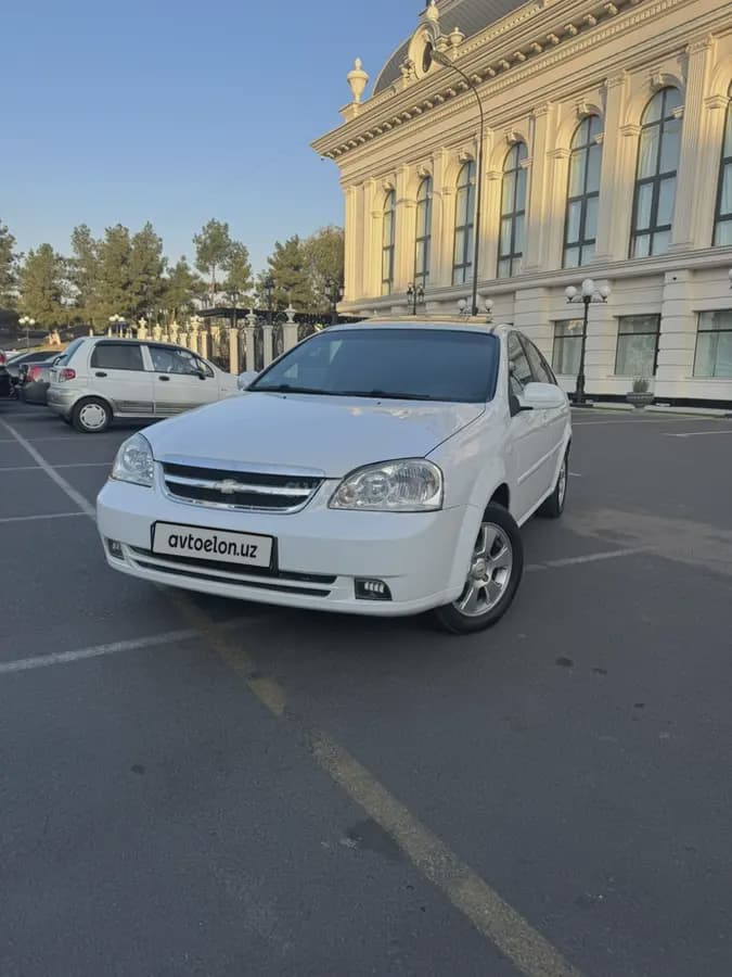 Chevrolet Lacetti, 3 позиция 2009 — 2