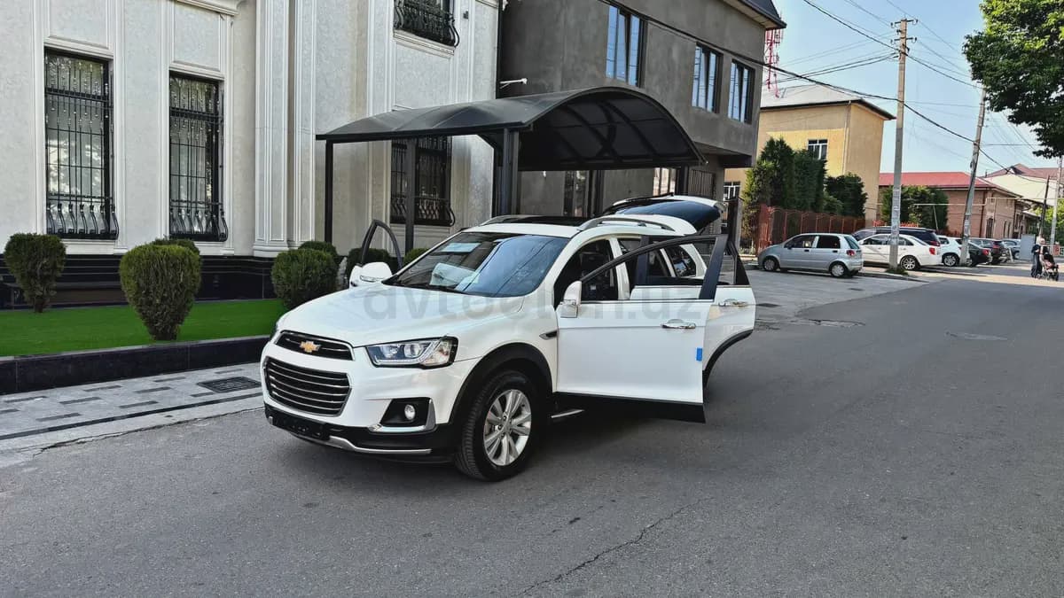 Chevrolet Captiva, 4 позиция 2016 — 1