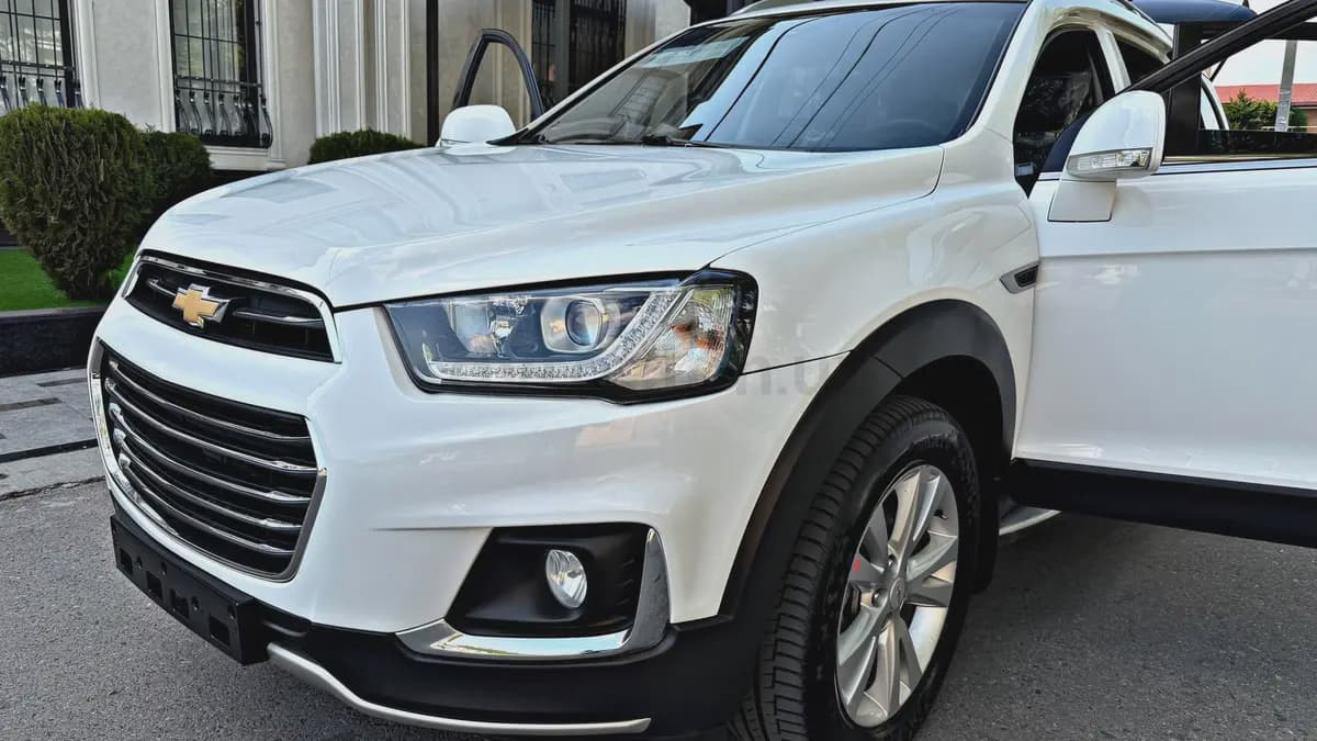 Chevrolet Captiva, 4 позиция 2016 — 2