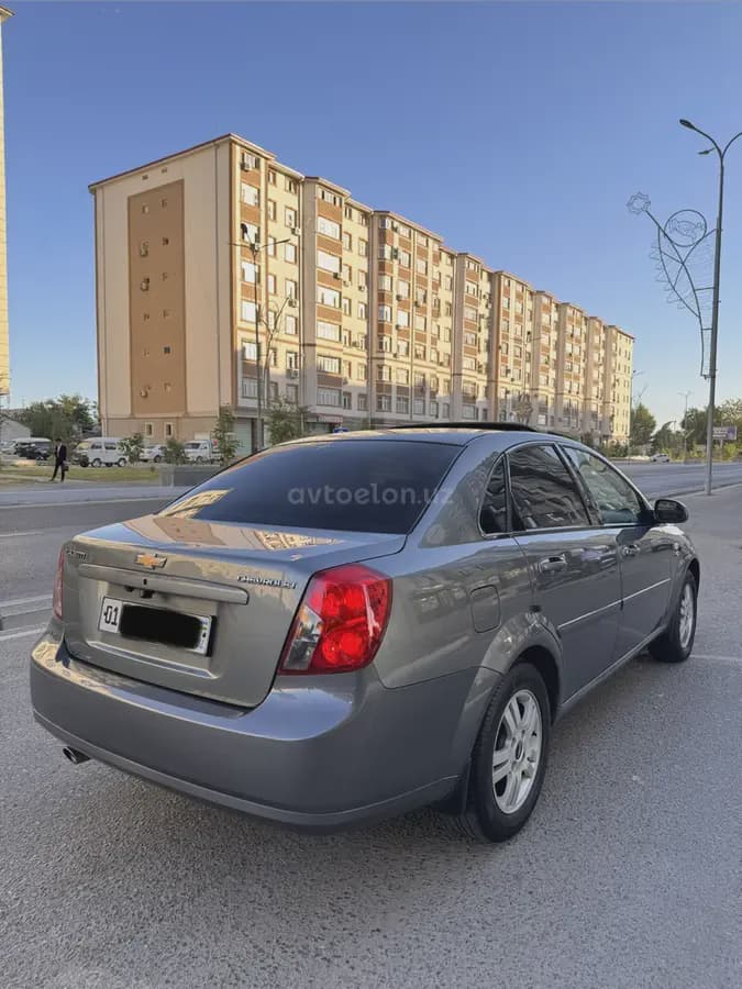 Chevrolet Lacetti, 3 позиция 2013 — 1