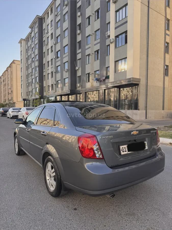 Chevrolet Lacetti, 3 позиция 2013 — 2