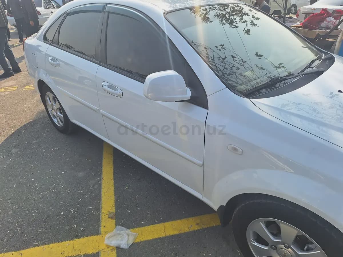 Chevrolet Gentra, 1 позиция Газ-бензин 2022 — 5