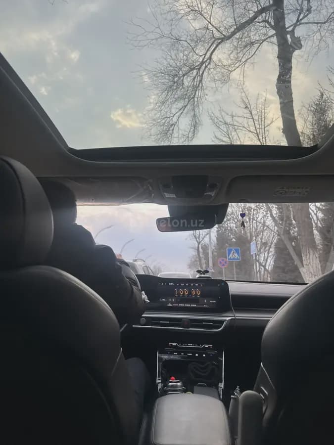 Kia K5 2025 — 4