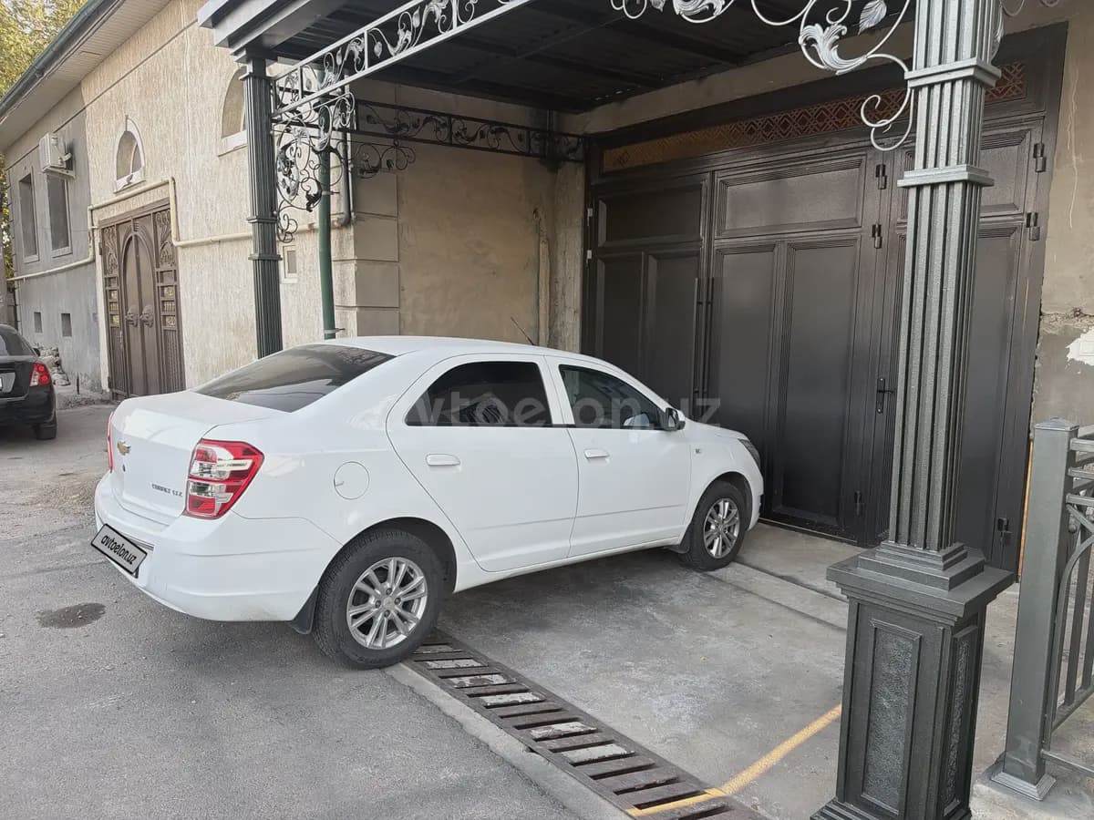 Chevrolet Cobalt, 4 позиция 2022 — 5