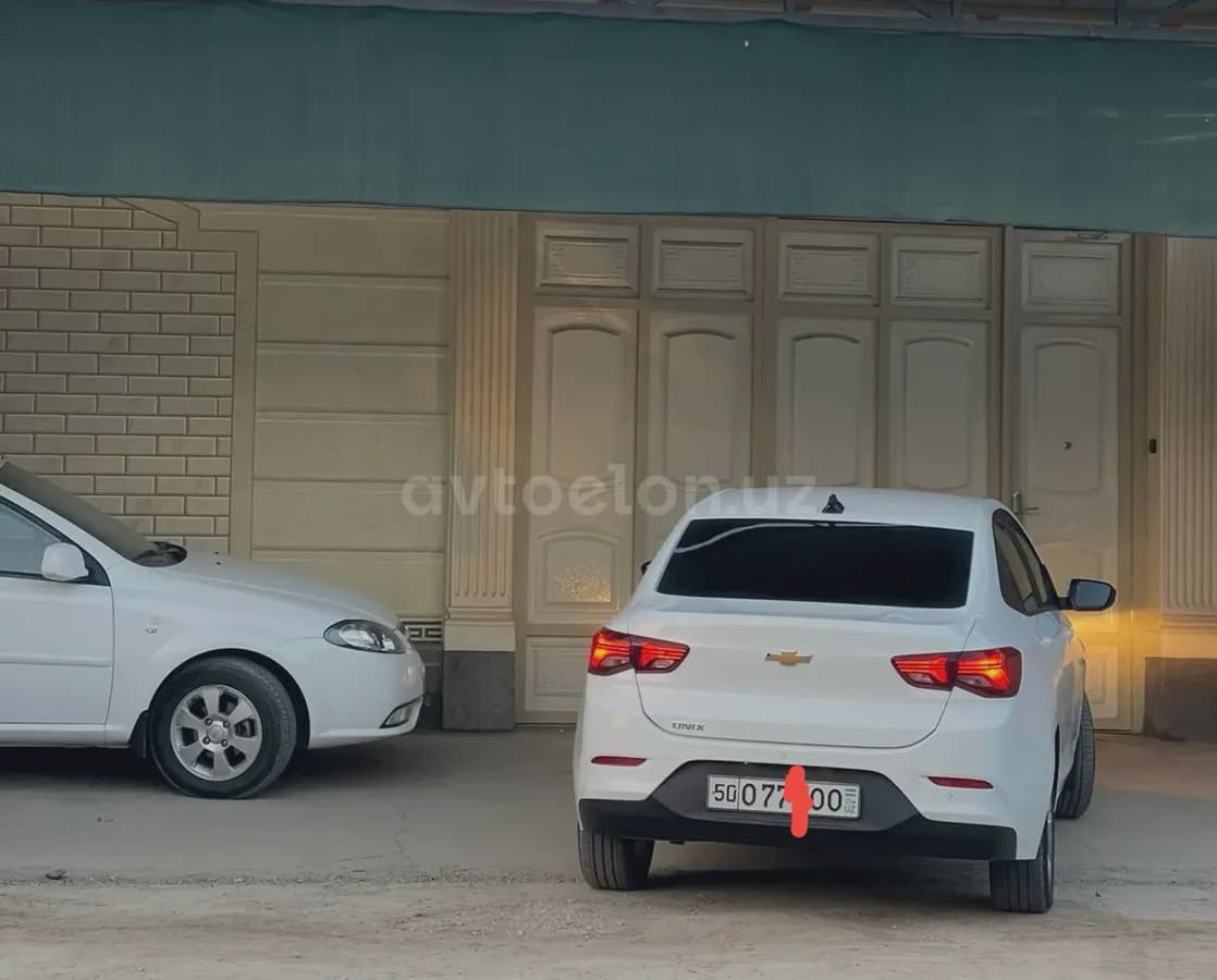 Chevrolet Onix 2023 — 2