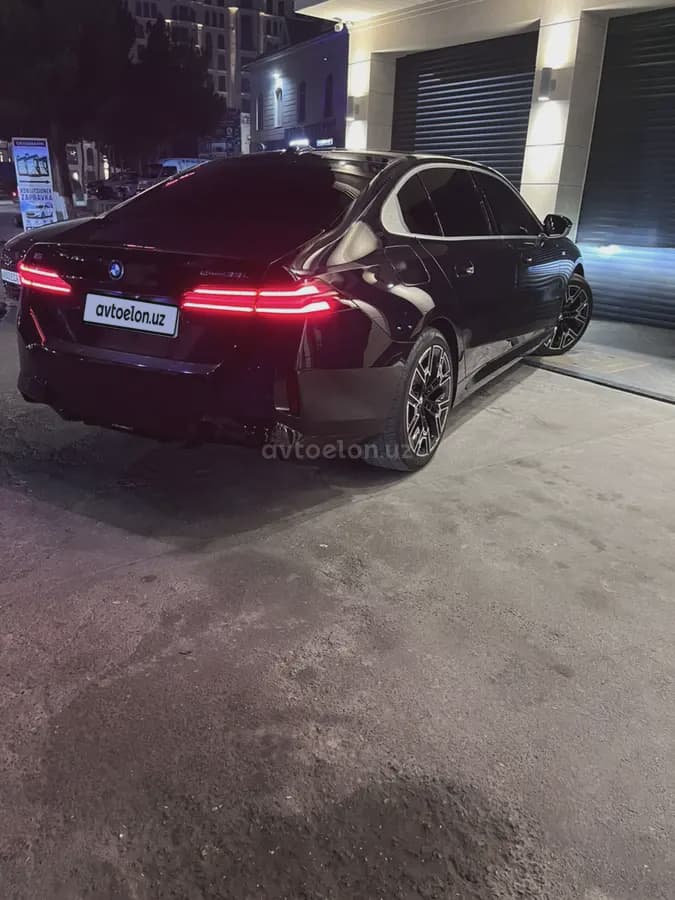BMW i5 2025 — 2