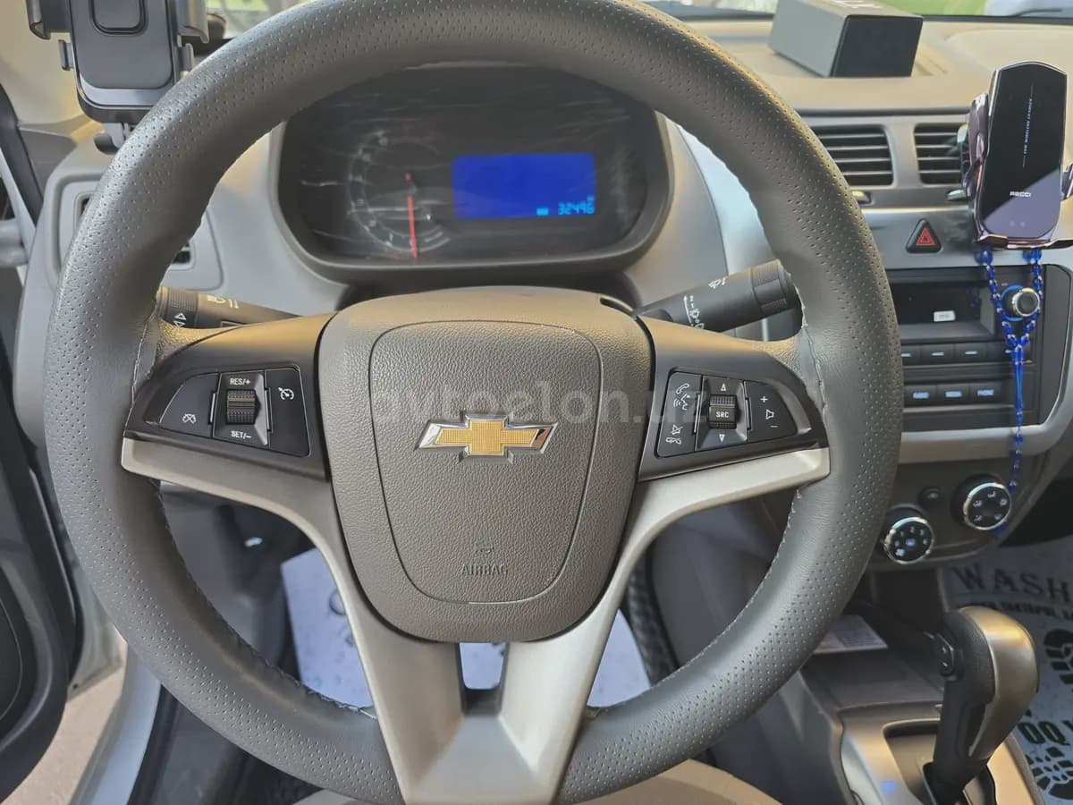 Chevrolet Cobalt, 4 позиция 2024 — 1