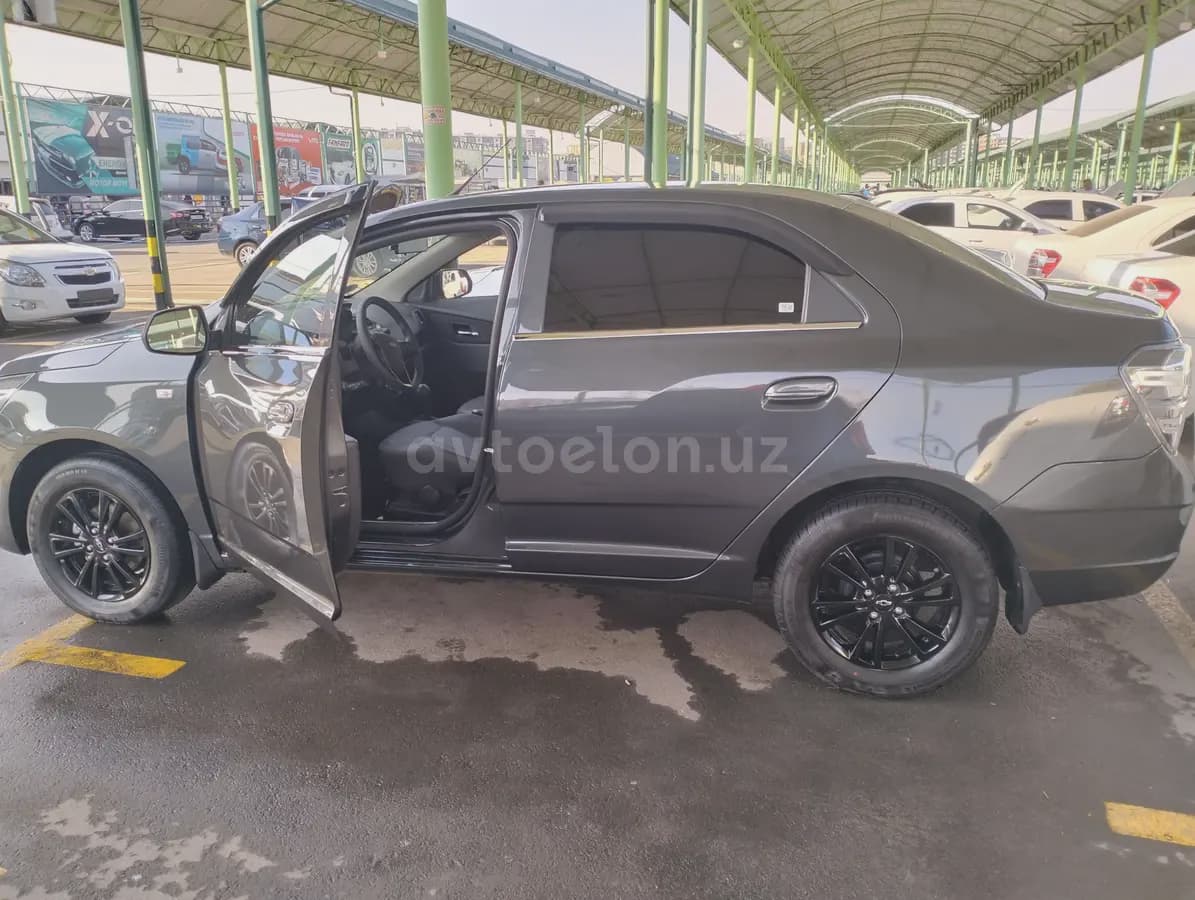 Chevrolet Cobalt, 4 позиция 2026 — 2