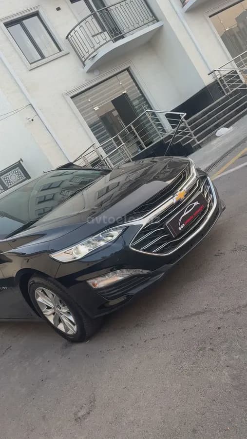 Chevrolet Malibu 2 2019 — 1