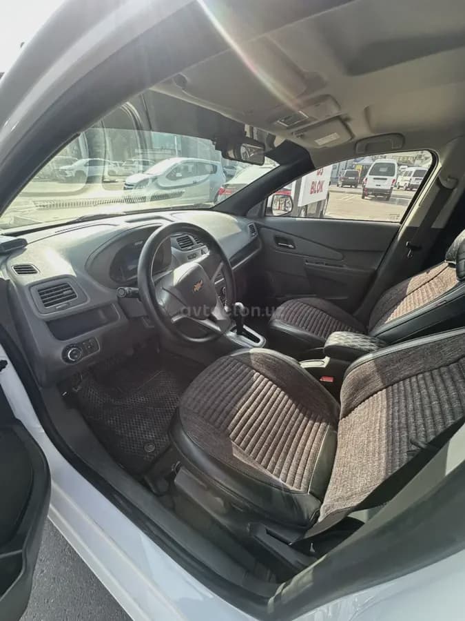 Chevrolet Cobalt, 4 позиция 2025 — 5