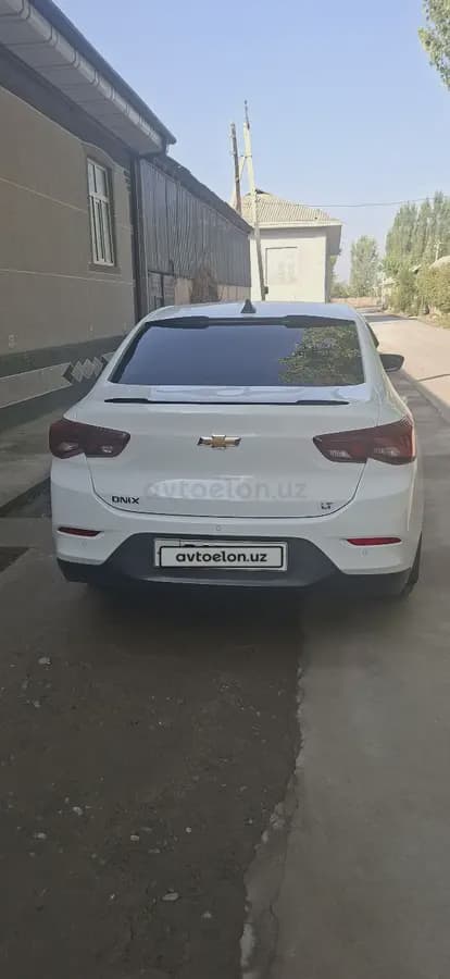Chevrolet Onix 2024 — 4