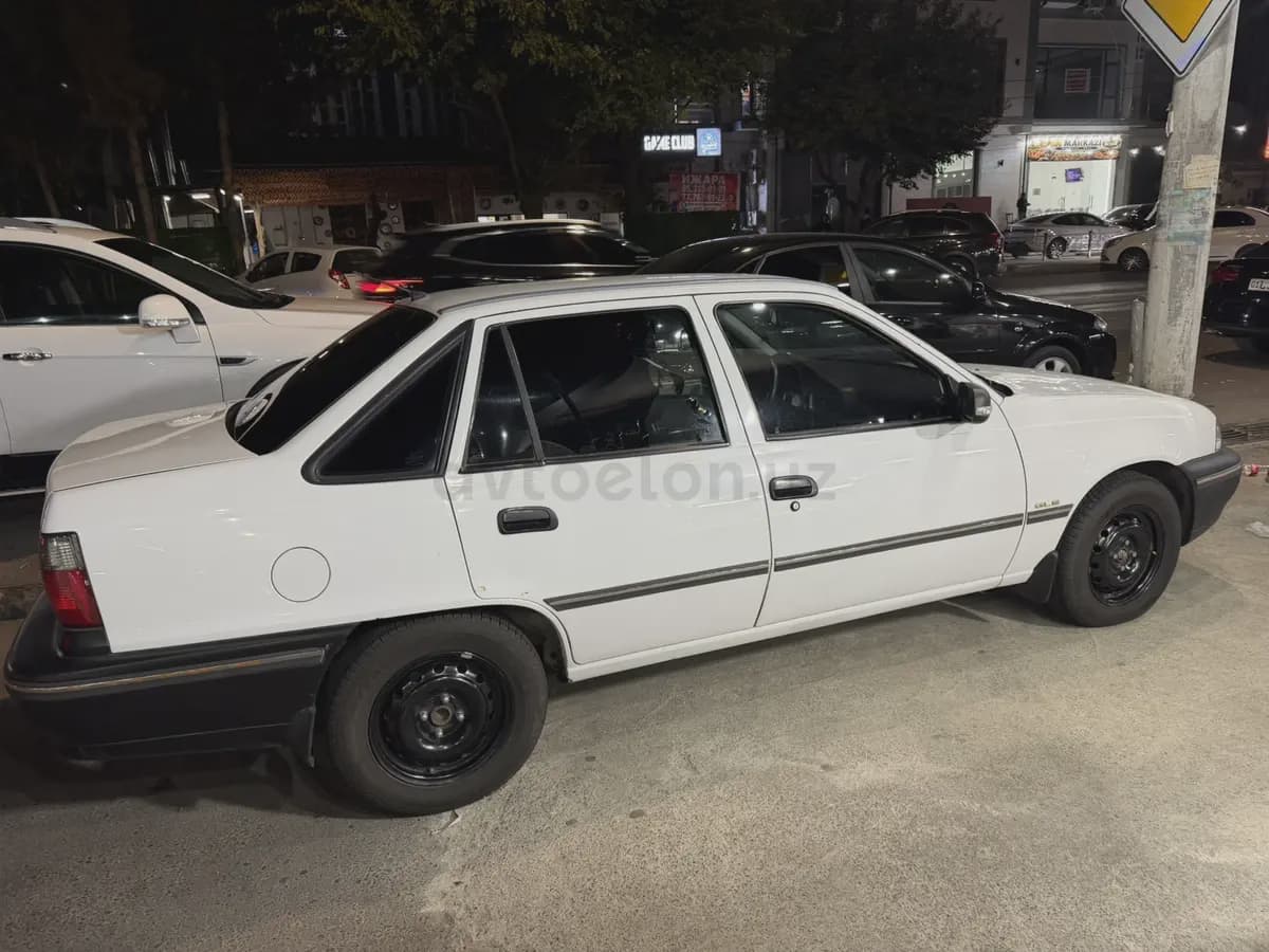 Daewoo Nexia 2008 — 1