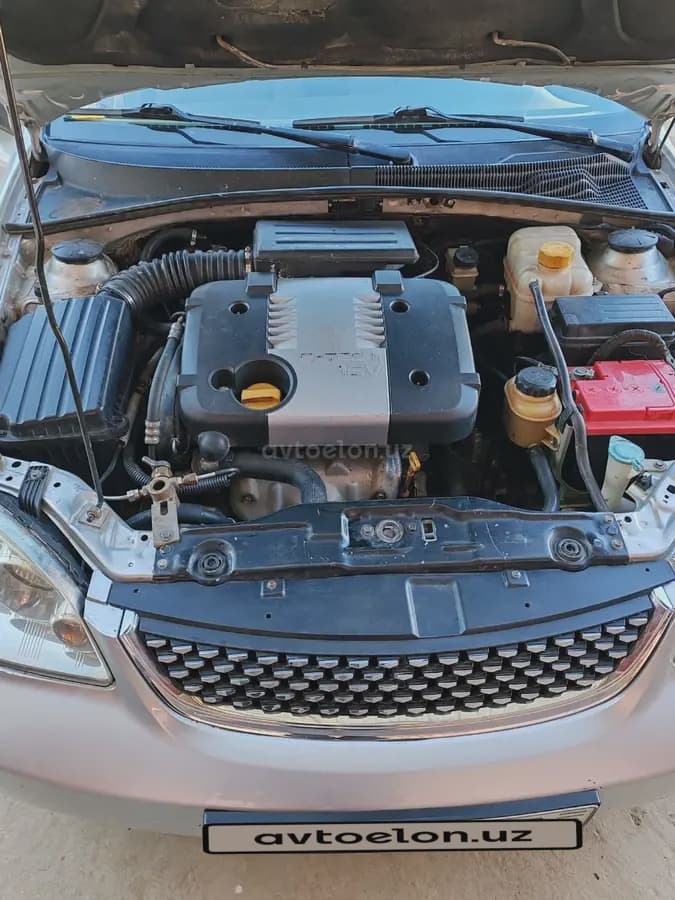 Chevrolet Lacetti, 1 позиция 2010 — 4