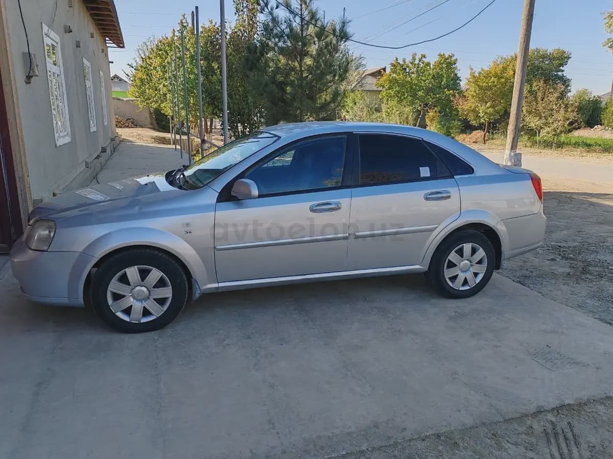 Chevrolet Lacetti, 1 позиция 2010 — 5