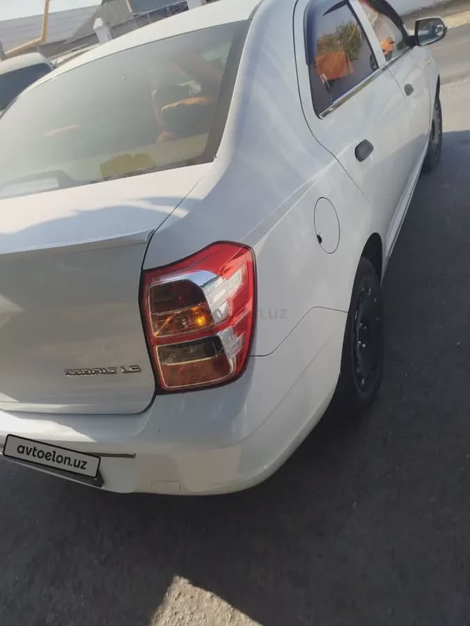 Chevrolet Cobalt, 1 позиция 2013 — 3