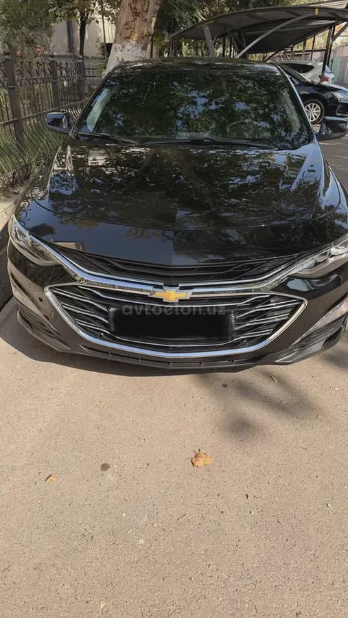 Chevrolet Malibu 2 2021 — 1