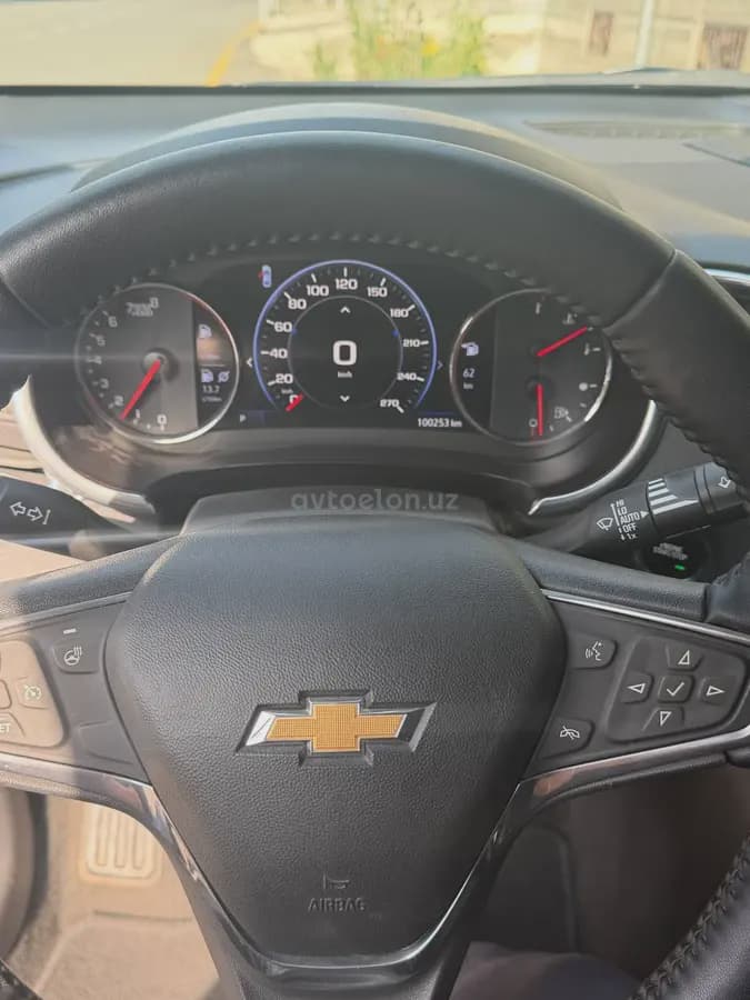 Chevrolet Malibu 2 2021 — 1