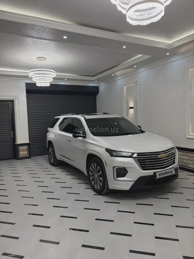 Chevrolet Traverse 2023 — 1