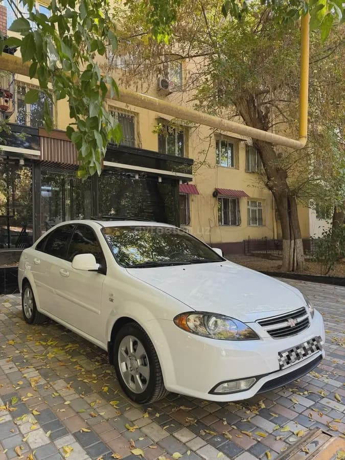Chevrolet Gentra, 3 позиция 2017 — 3