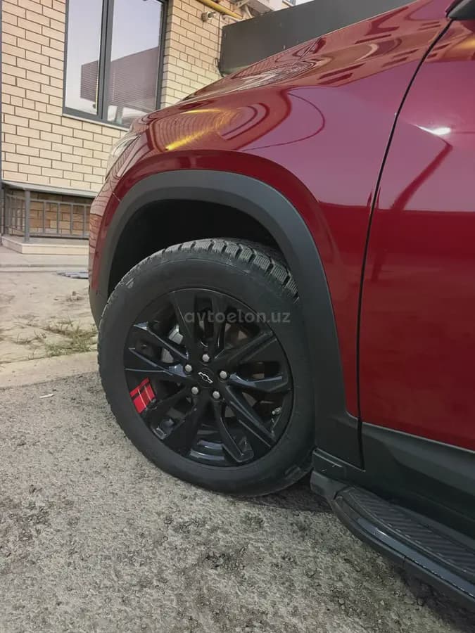 Chevrolet Tracker 2 2025 — 1
