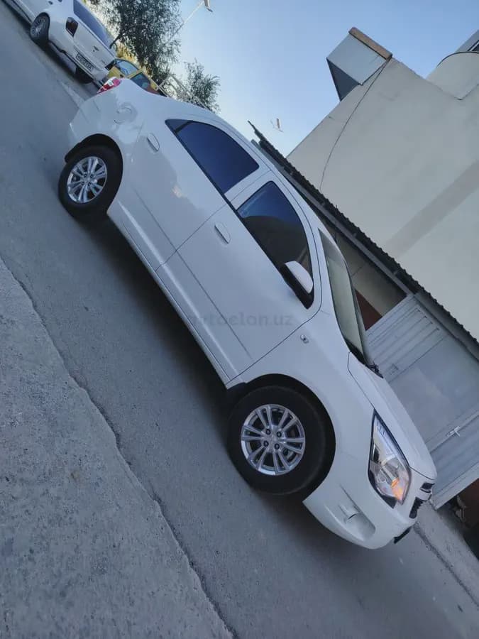 Chevrolet Cobalt, 4 позиция 2024 — 1
