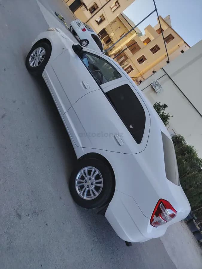 Chevrolet Cobalt, 4 позиция 2024 — 3