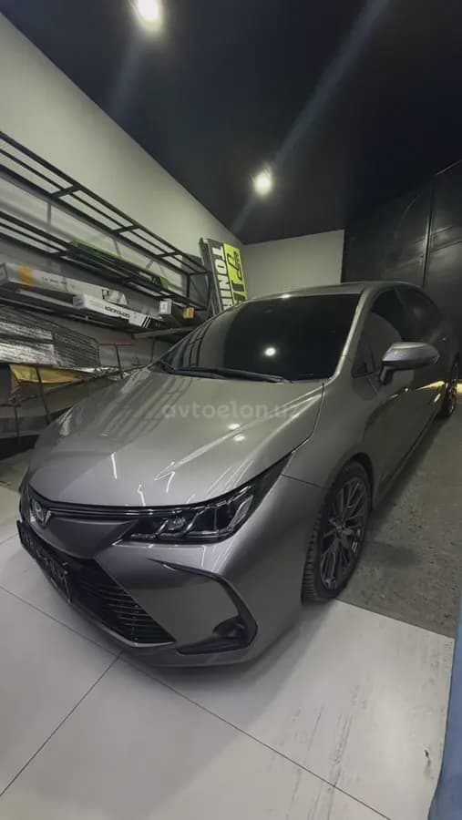 Toyota Corolla 2023 — 3