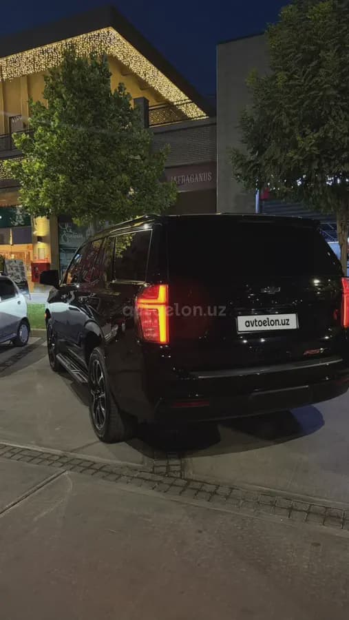 Chevrolet Tahoe 2023 — 5