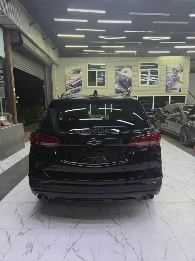 Chevrolet Equinox 2023 — 4