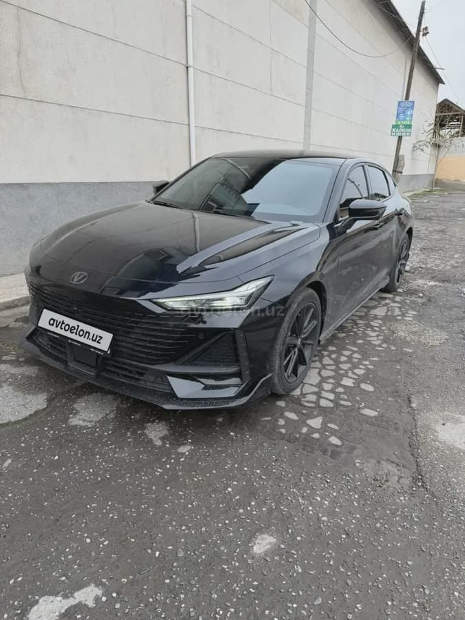 Changan UNI-V 2025 — 2