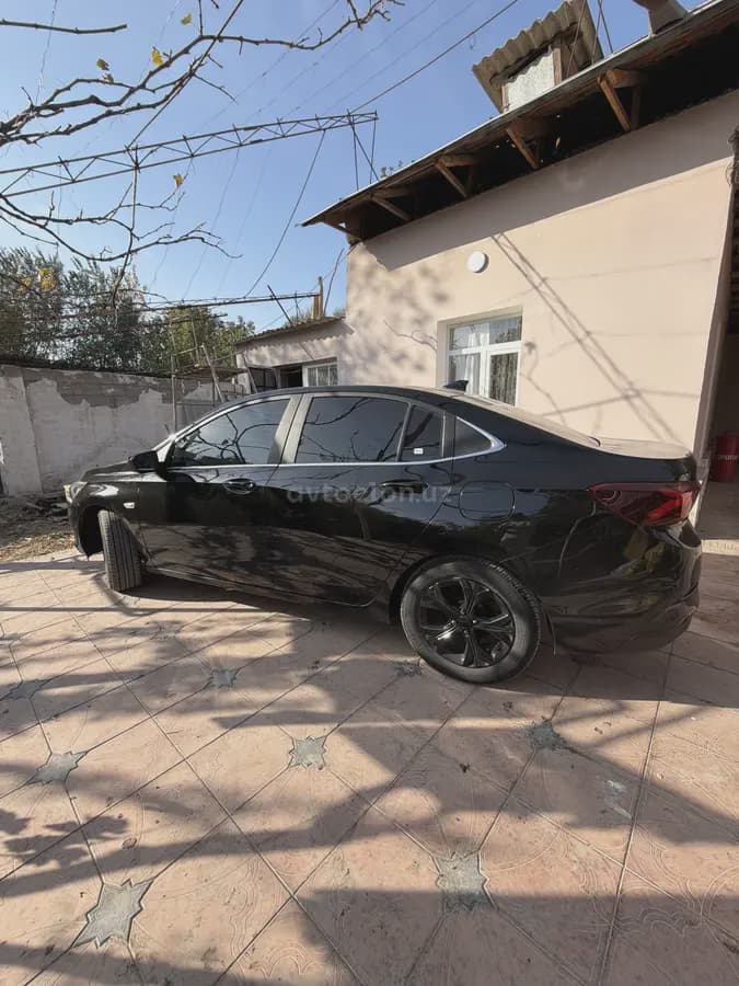 Chevrolet Onix 2023 — 3