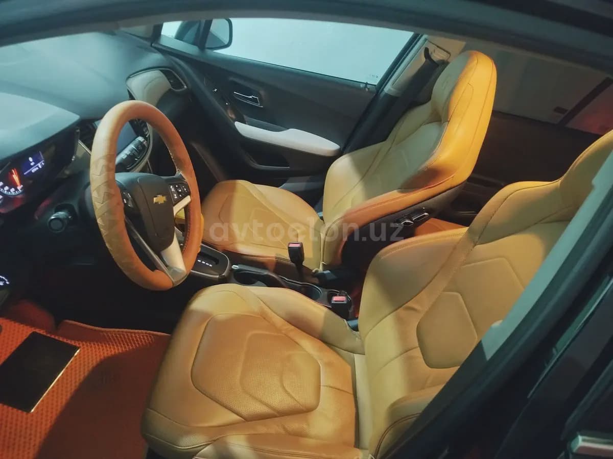 Chevrolet Tracker, 3 позиция 2019 — 3