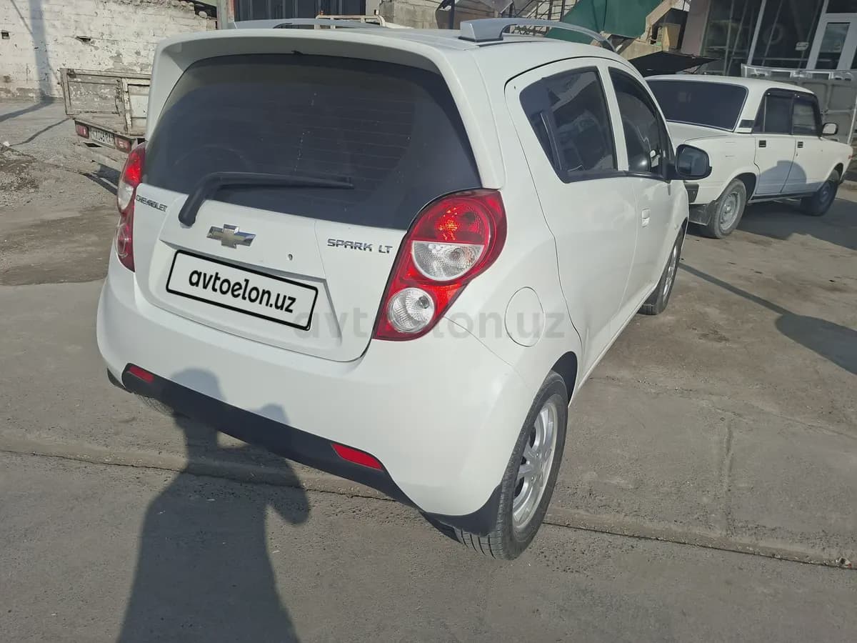 Chevrolet Spark, 4 позиция 2016 — 3