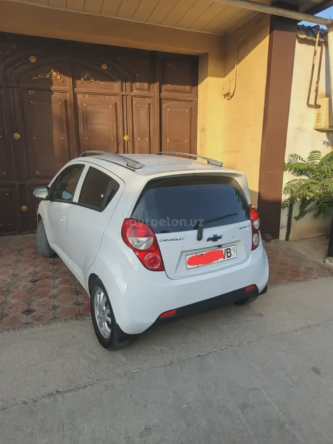 Chevrolet Spark, 3 позиция 2017 — 1