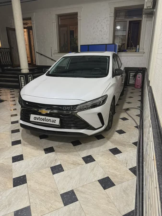 Chevrolet Monza 2023 — 1