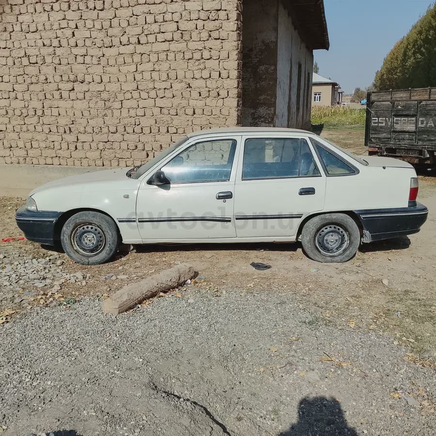 Daewoo Nexia 2001 — 2