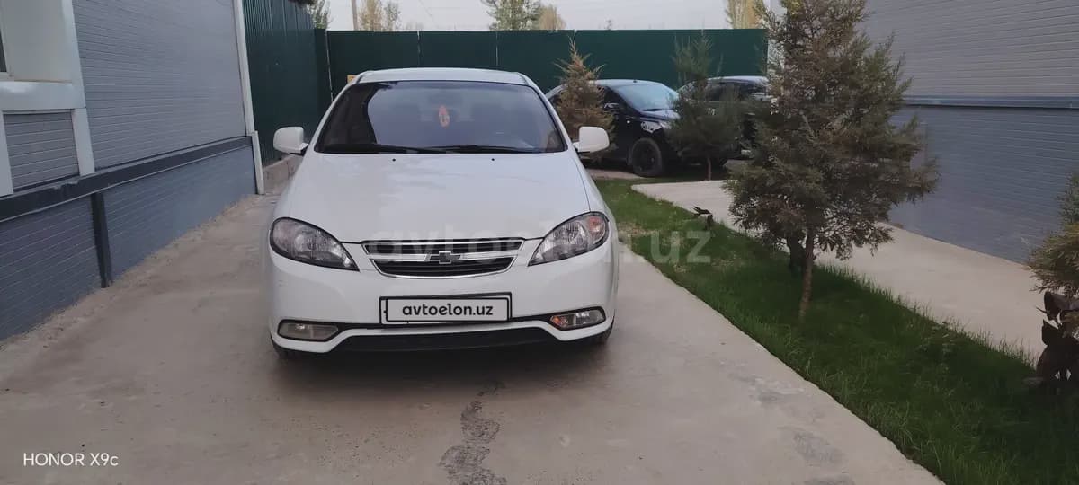 Chevrolet Gentra, 1 позиция 2022 — 3