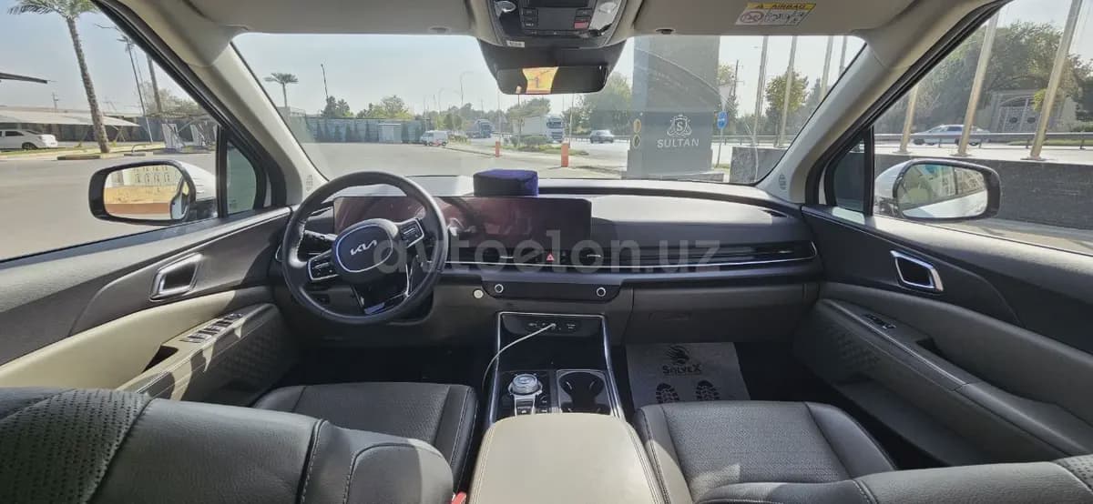 Kia Carnival 2025 — 4