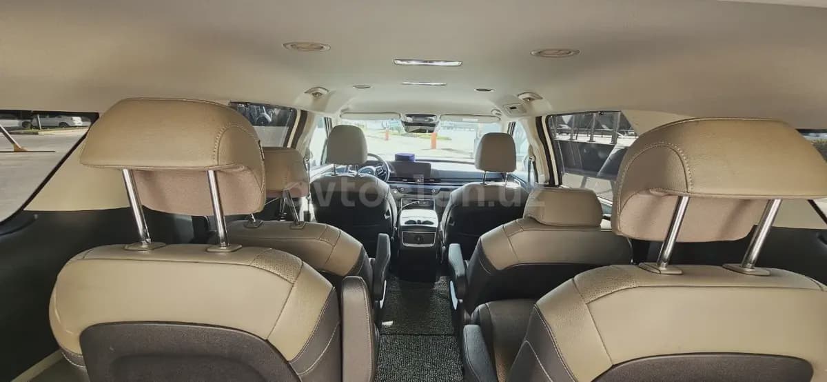 Kia Carnival 2025 — 5