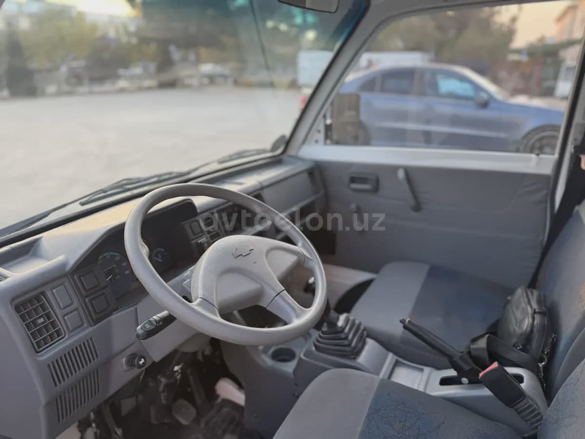 Chevrolet Labo 2024 — 2