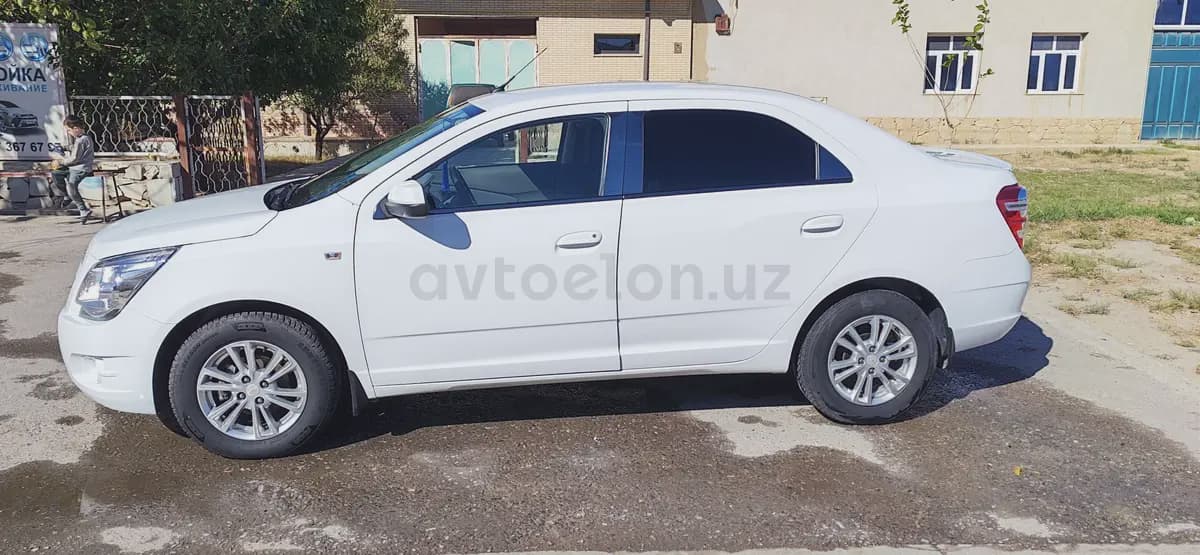 Chevrolet Cobalt, 4 позиция 2022 — 4
