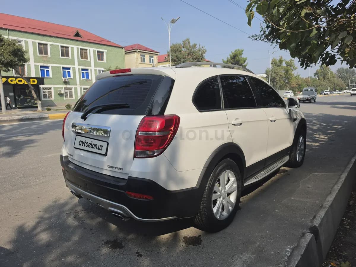 Chevrolet Captiva, 4 позиция 2018 — 2