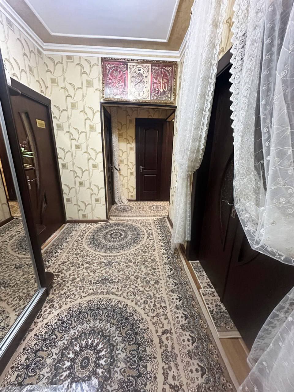 Шайхантахурский район, массив Коратош 📍Ориентир: напротив торгового комплекса Samarqand Darvoza, за Korzinka-Коратош — 6