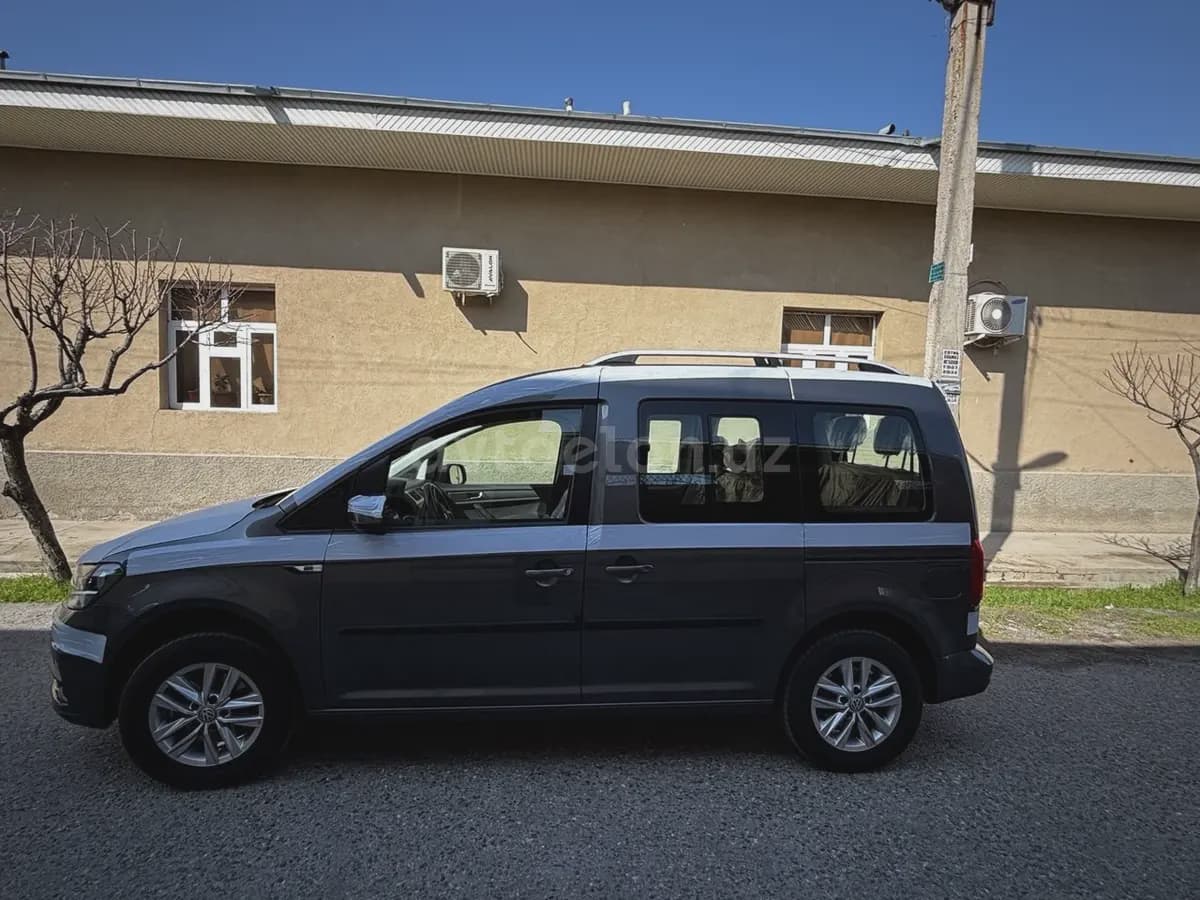 Volkswagen Caddy 2021 — 3
