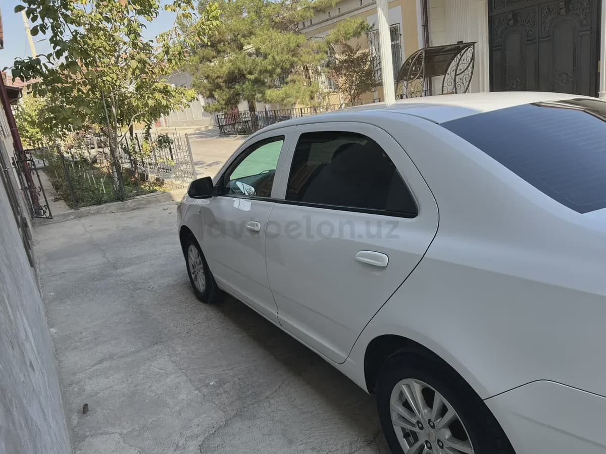 Chevrolet Cobalt, 4 позиция 2022 — 3