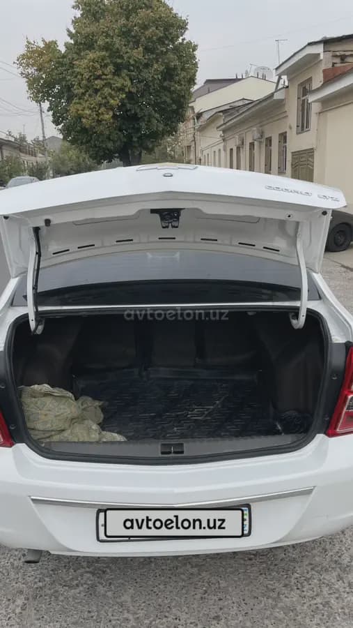 Chevrolet Cobalt, 4 позиция 2022 — 4